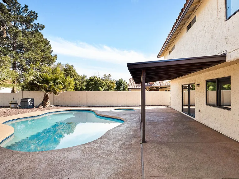 1441 N El Camino Dr — Photo 29