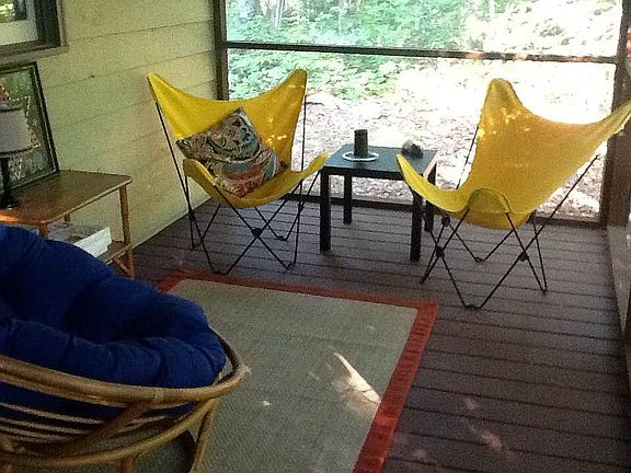 2nd image of 966 Laurel Lake Dr