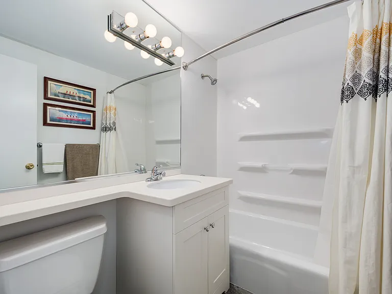 235 W Eugenie St #M2-G8 — Photo 13