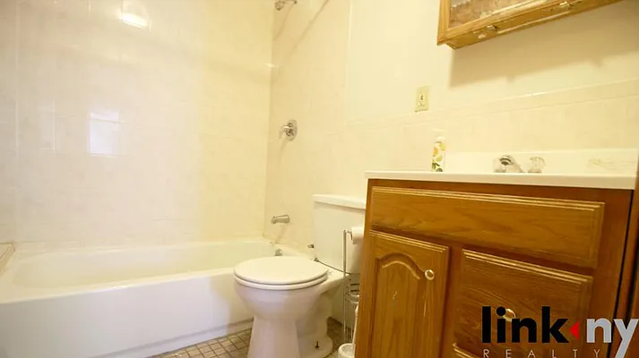 Sold by Link NY Realty | media 6