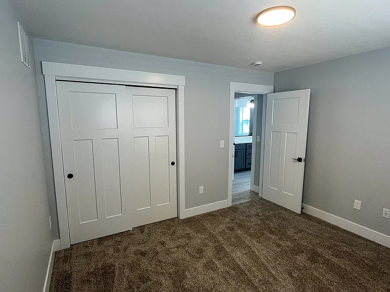 1204 W Dairy Farm Ln — Photo 27