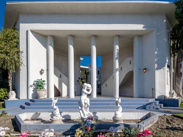 10749 New Haven St UNIT 18