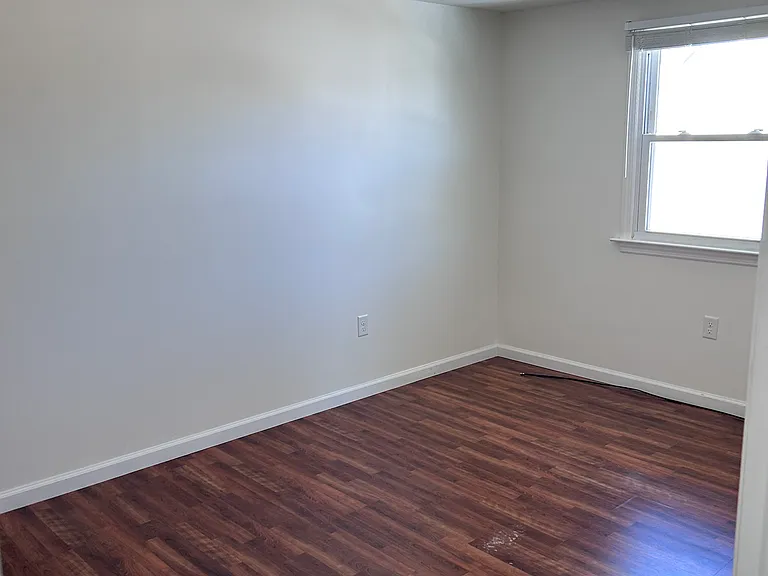 345 N Raleigh Ave — Photo 12