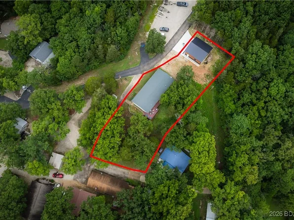 210 Irish Hills Dr, Camdenton, MO 65020