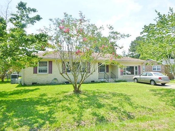 3rd image of 7080 N Kenwood Dr