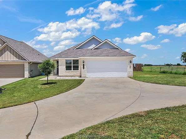129 Dove Ct, Navasota, TX 77868