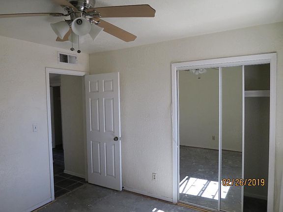4th image of 2418 Pittsburg Ave #Ab