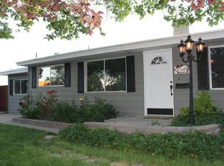 1317 Camino Oro, Farmington, NM 87401