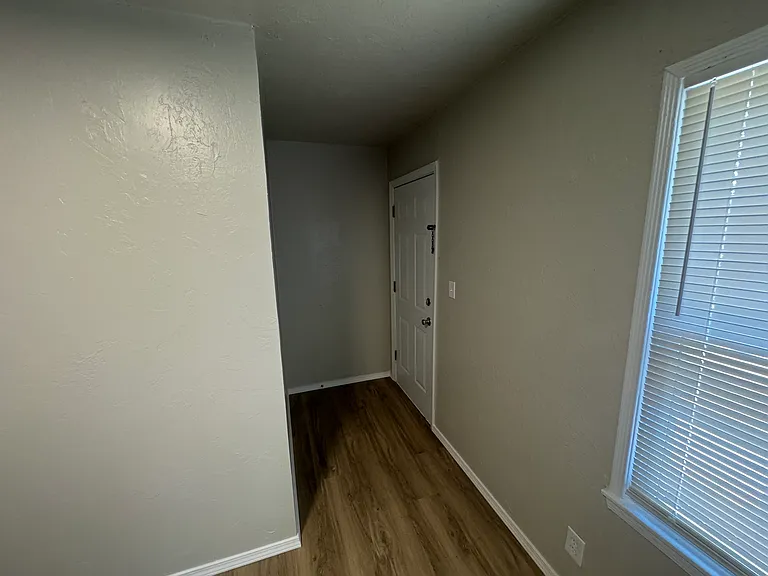 1408 Carlisle Ct — Photo 22