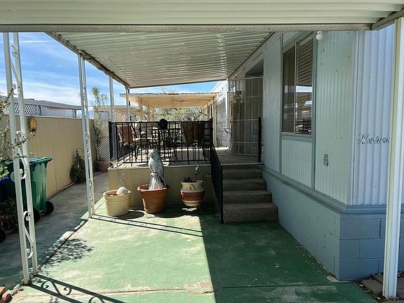 3rd image of 69300 Fairway Rd