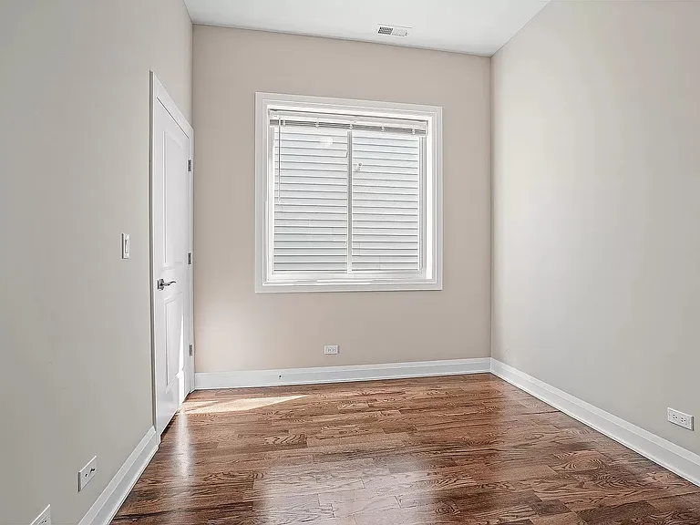 Bedroom #1