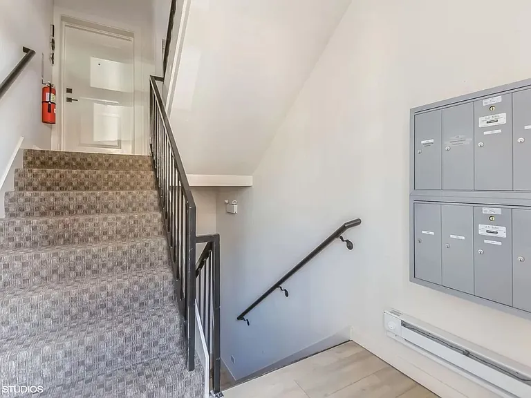 3154 N Tripp Ave #305A — Photo 24