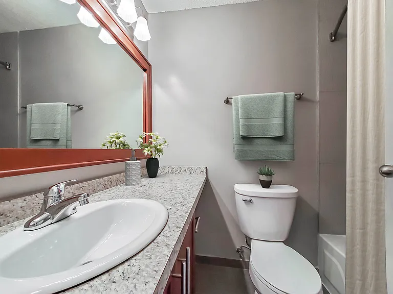Axis Apartments and Lofts — Photo 46