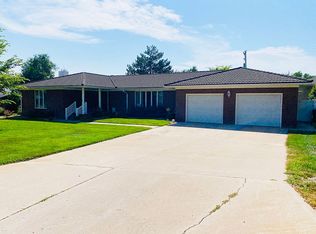 207 N 3rd St, Cimarron, KS 67835