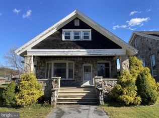 207 S Main St, Port Matilda, PA 16870