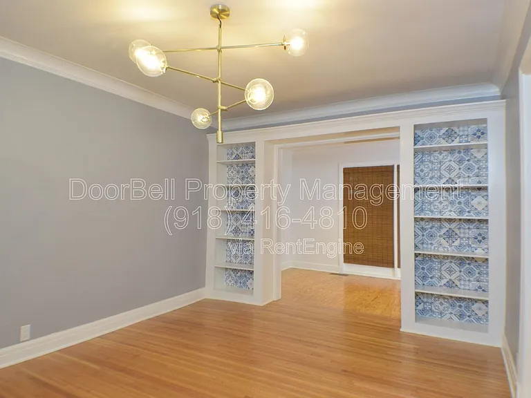 255 E 27th Pl S — Photo 10