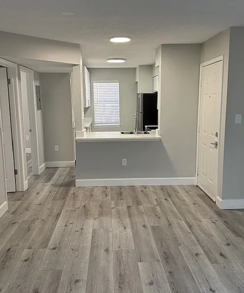 Spring Lake Apartments — Photo 135