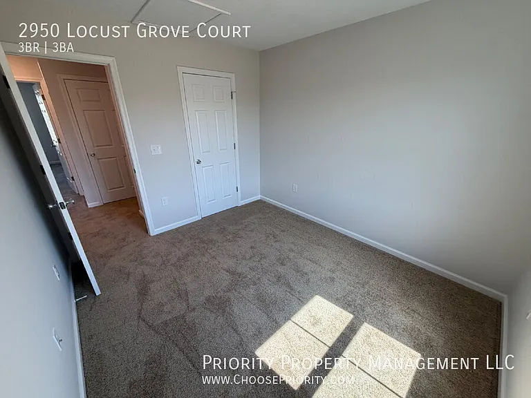 2950 Locust Grove Ct — Photo 16