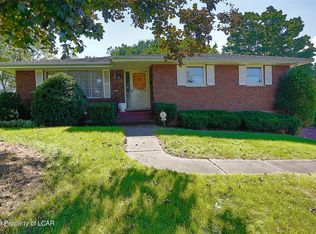 1113 Spruce St, Wilkes Barre, PA 18702