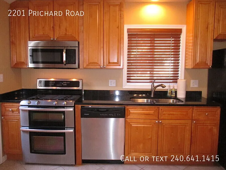 2201 Prichard Rd — Photo 8