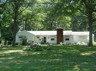 5873 Bolender Rd, Akron, OH 44319