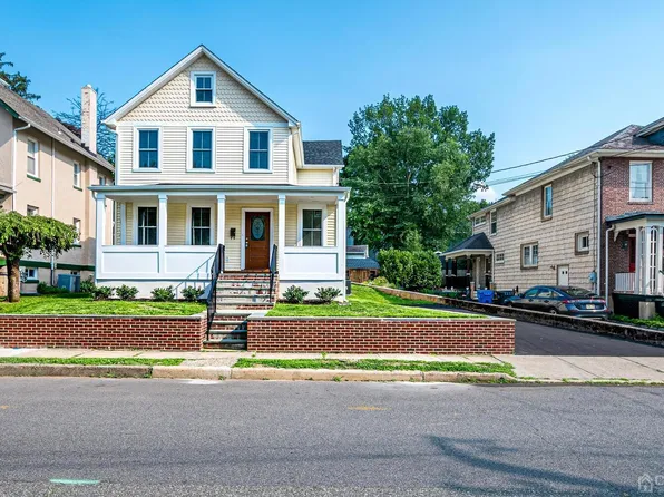 84 Highland Ave, Metuchen, NJ 08840