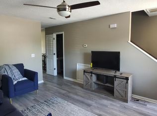 1318 Hooker Rd, Greenville, NC 27834