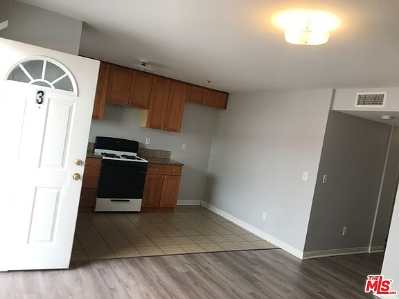 3rd image of 6640 Irvine Ave APT 3