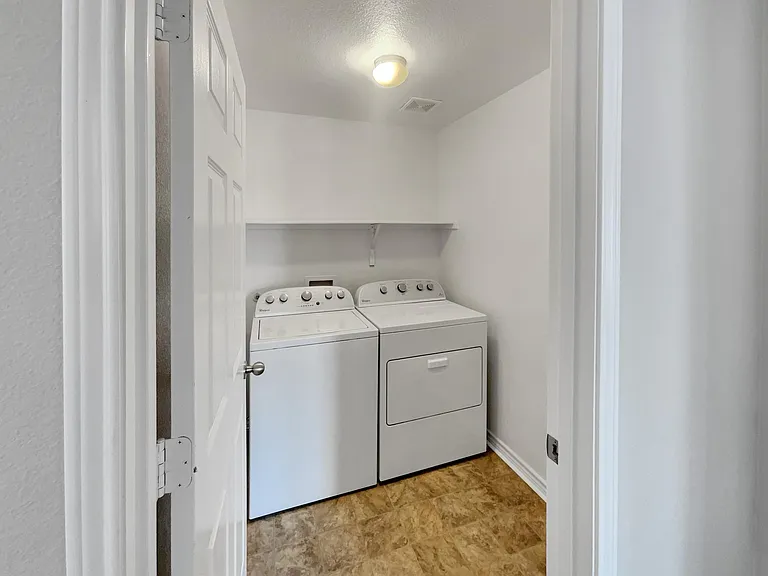 1612 Bluebird Dr — Photo 6