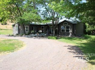 2614 N 3800 E, Hansen, ID 83334