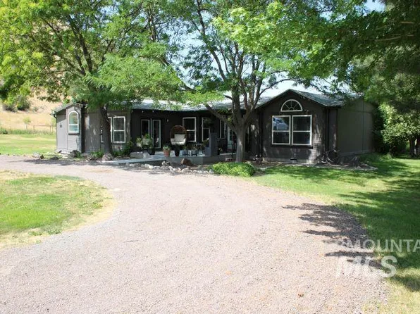 2614 N 3800 E, Hansen, ID 83334