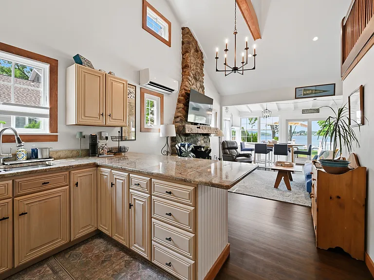 11 Cedar Dr — Photo 7