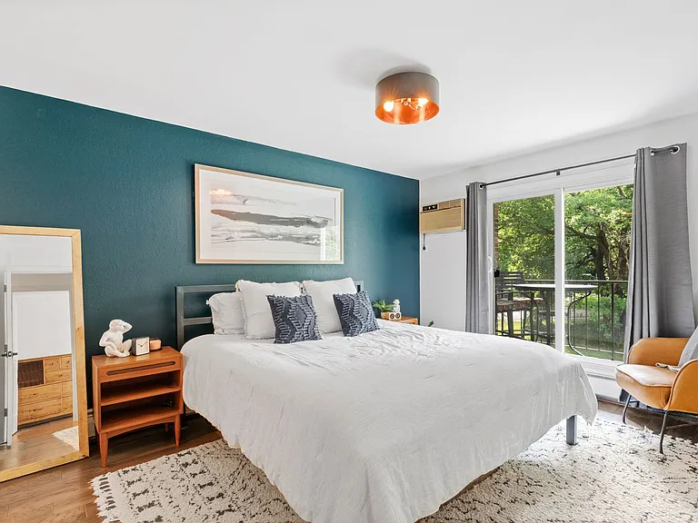 3850 Plymouth Blvd #212 — Photo 7