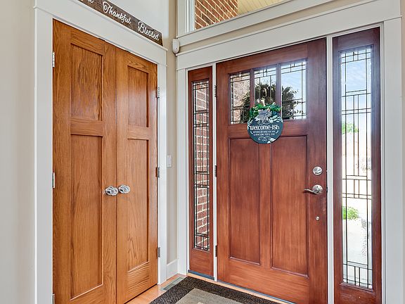 4th image of 514 Rollingwood Dr
