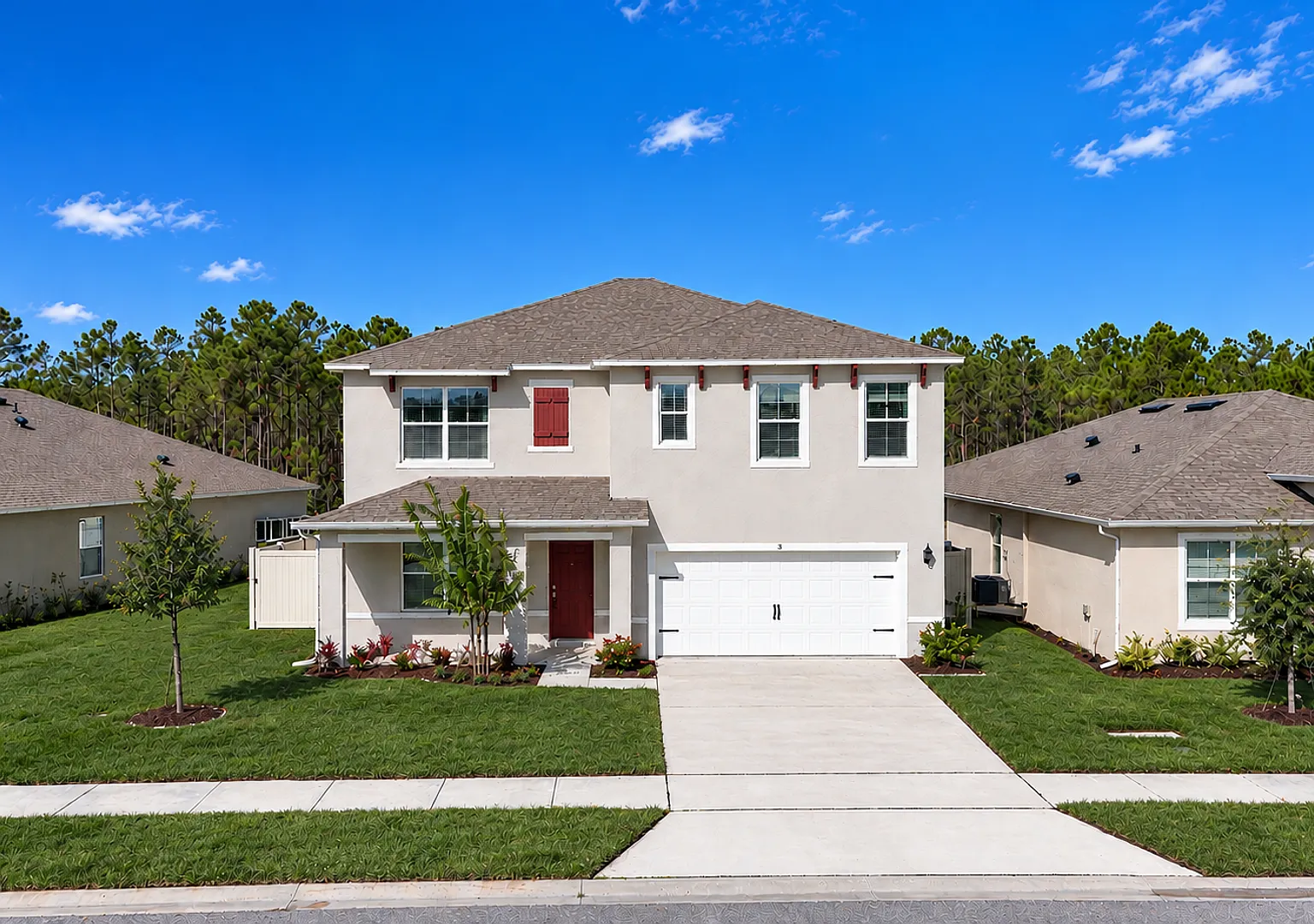 Spacious Two-Story Home with Fenced Backyard & Modern Interior — Photo 2