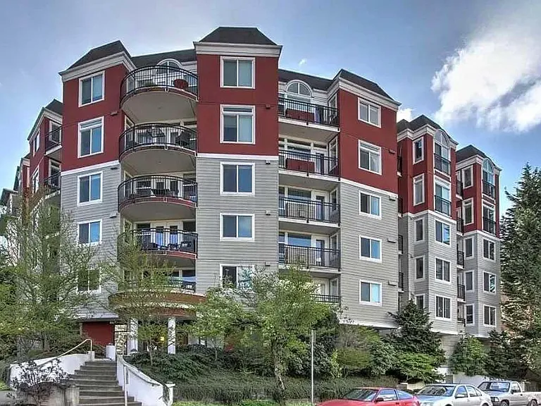 232 Belmont Ave E #504 — Photo 1