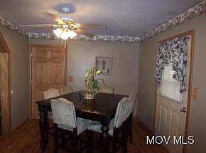 5th image of 606 McKenna Dr