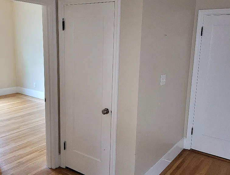 2339 Hilgard Ave #301 — Photo 15