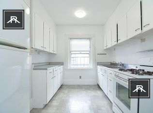925 Beacon St #3, Boston, MA 02215