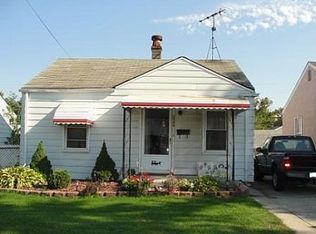 2544 Norman St, Melvindale, MI 48122