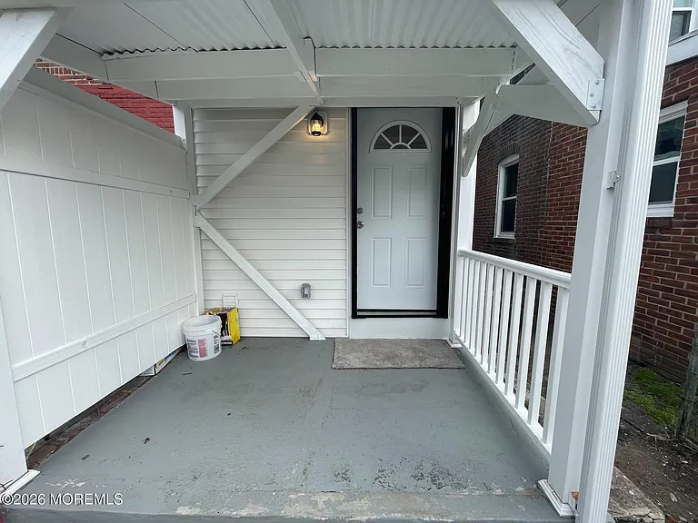 729 Spruce St — Photo 7