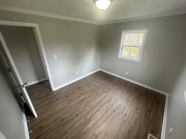230 Horseshoe Ct — Photo 6