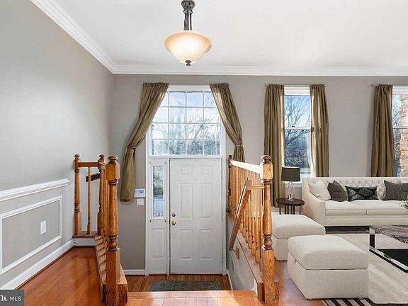 4th image of 2162 Colonel Way