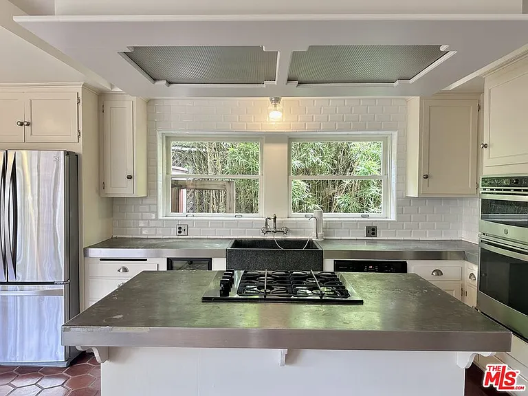 2216 Meade Pl — Photo 41