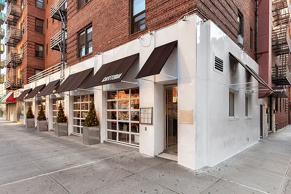 Rented by Cooper & Cooper Real Estate | media 52