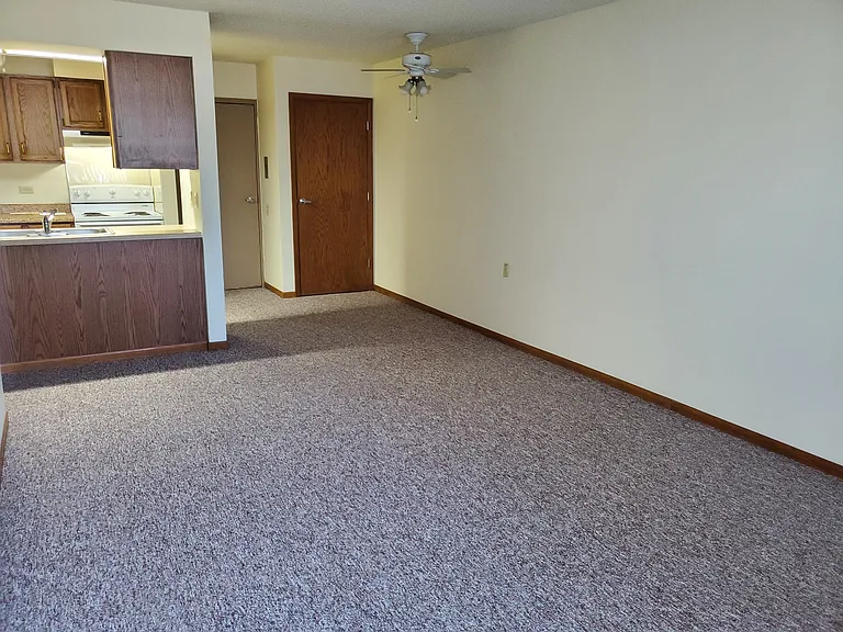 11849 Pine St #8 — Photo 4