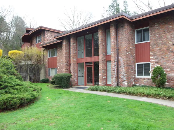 126 Sherman Hill Road APT A9, Woodbury, CT 06798