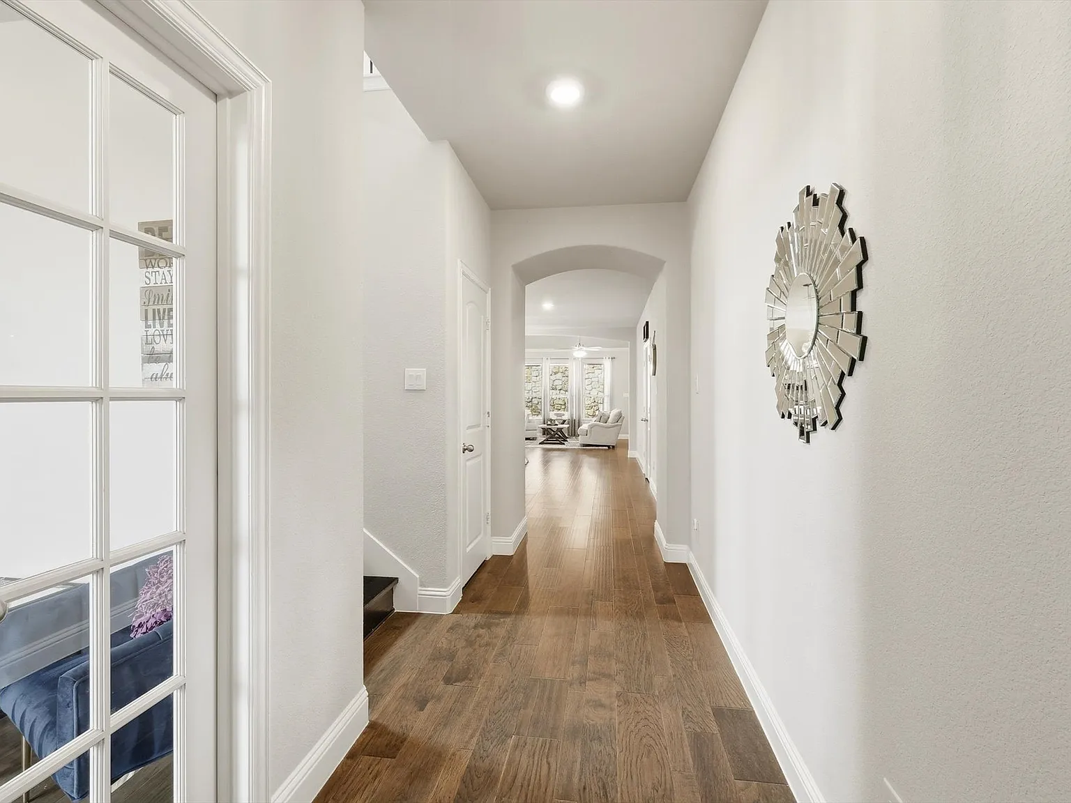 4 bed, 3257 sqft, $3,500 — Photo 2