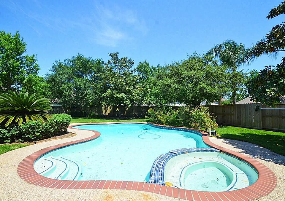 1st image of 1407 Crescent Green Ct
