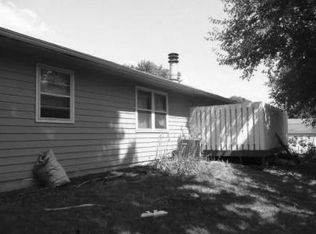 1814 Stratford Dr, Champaign, IL 61821